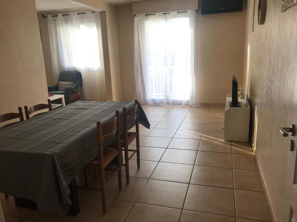 Residence Privee Calme 15 Min A Pied Du Centre Parking Gratuit Arles Exterior foto